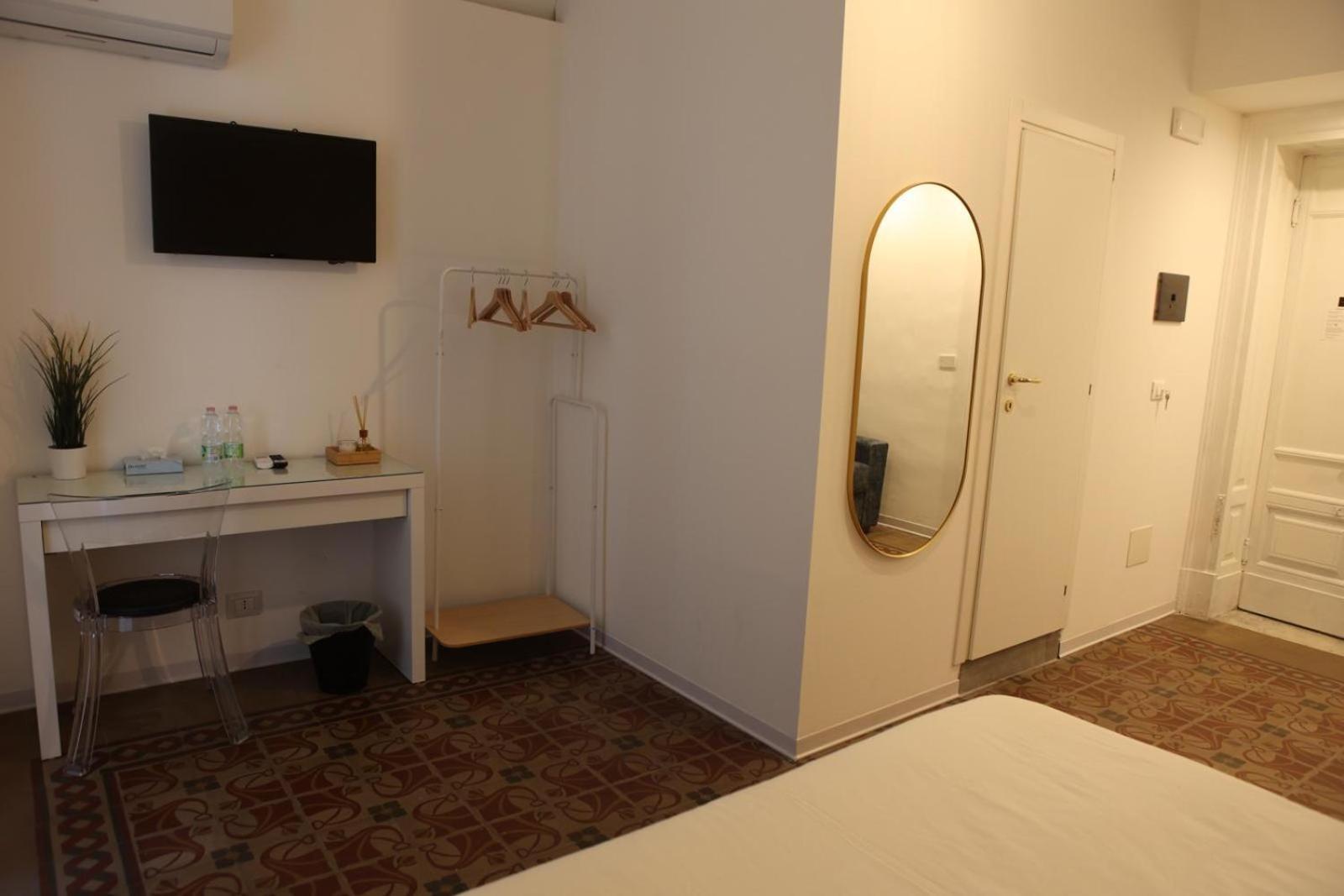 Boutique Rooms B&B Catane Extérieur photo