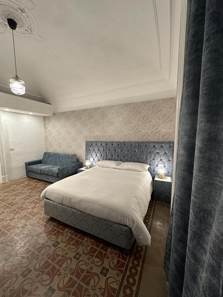 Boutique Rooms B&B Catane Extérieur photo